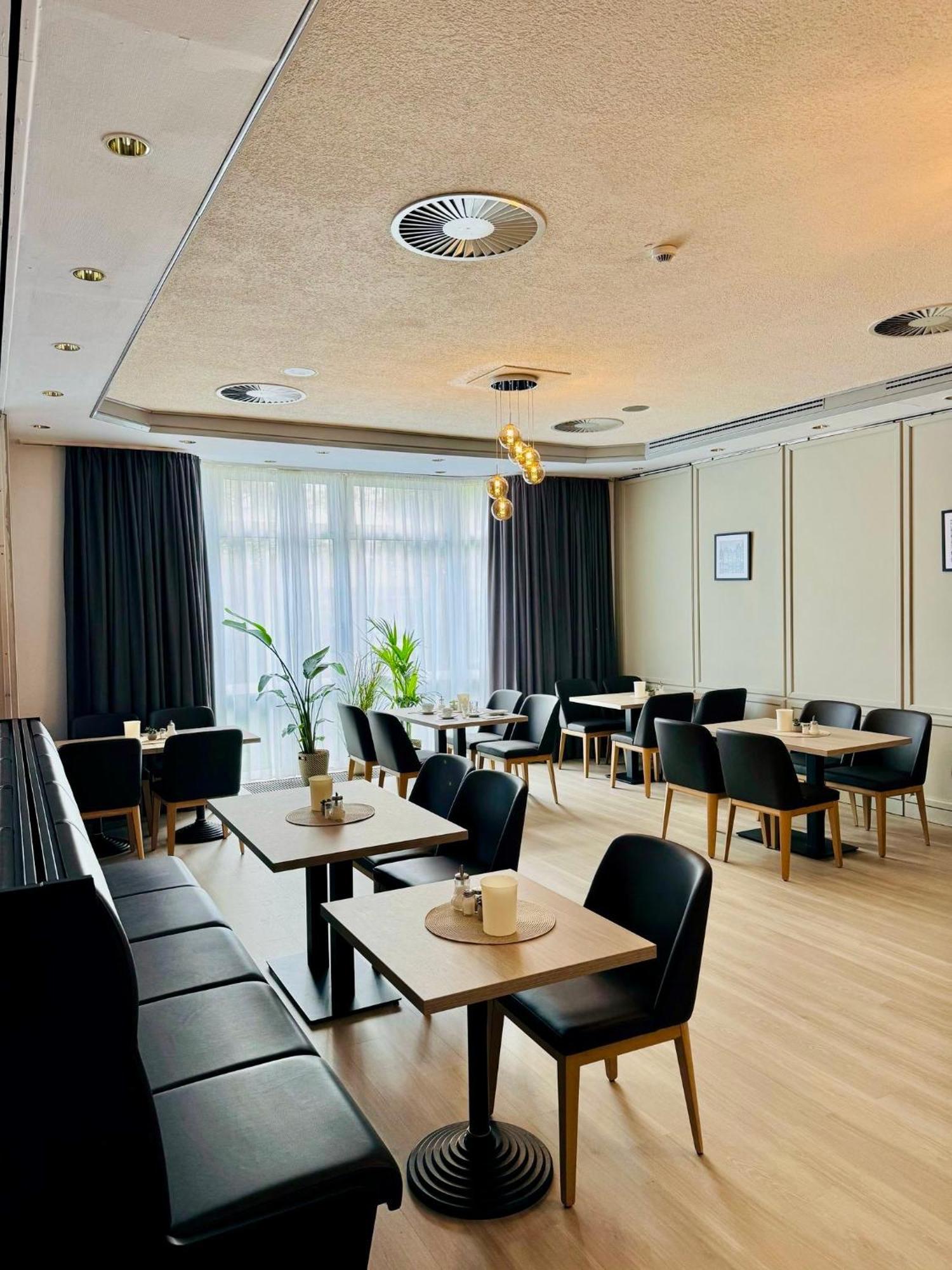 Dormero Hotel Wilhelmshaven Ngoại thất bức ảnh